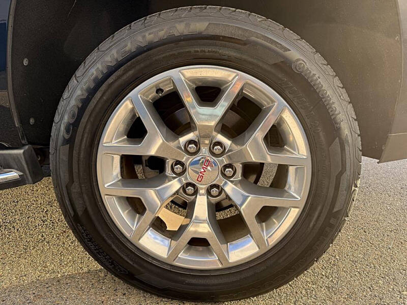 2017 GMC Yukon SLT