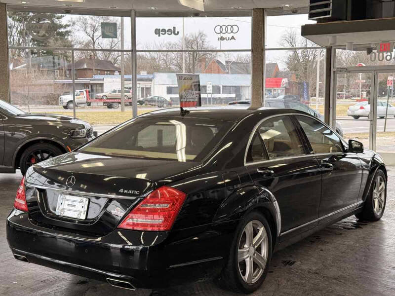2010 Mercedes-Benz S-Class S 550 4MATIC