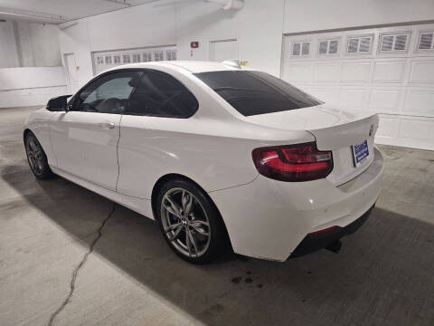 2016 BMW 2 Series M235i xDrive