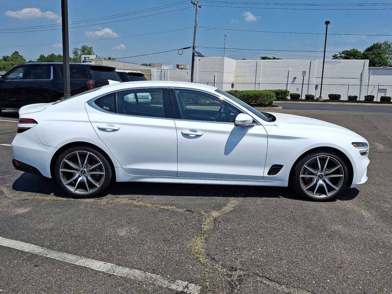 2023 Genesis G70