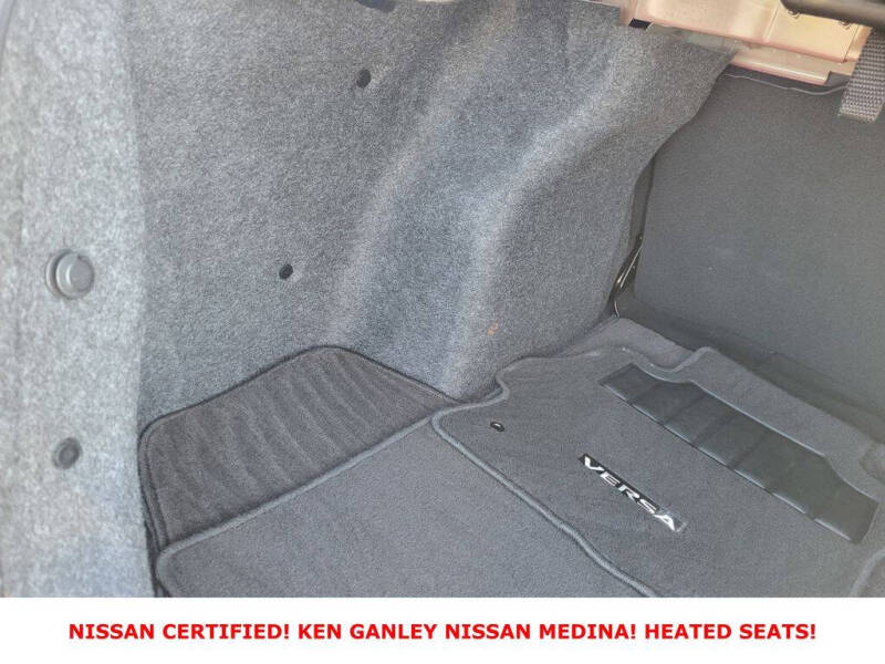 2023 Nissan Versa SR