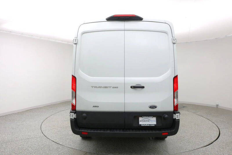 2024 Ford Transit 250