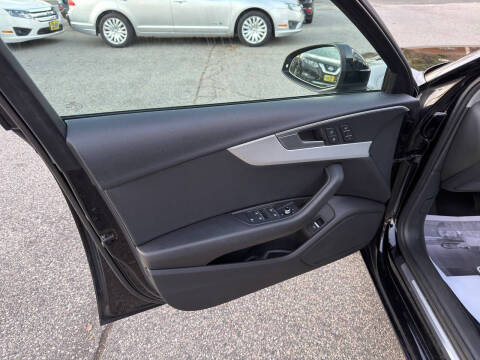 2017 Audi A4 2.0T quattro Premium