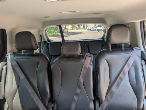 2022 Kia Carnival EX