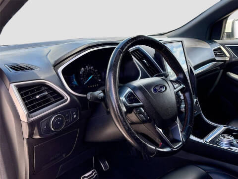 2021 Ford Edge ST-Line
