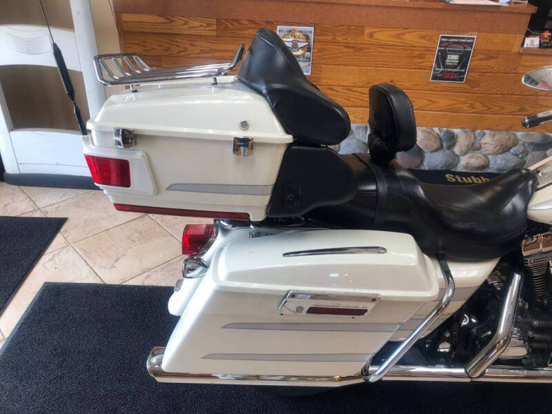 2008 Harley-Davidson FLHTCUSE3 Screamin' Egl UC EG