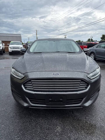 2016 Ford Fusion SE