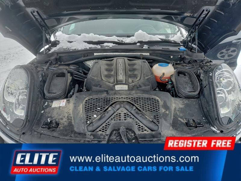 2018 Porsche Macan S