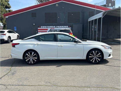 2021 Nissan Altima for sale at Carros Usados Fresno in Fresno CA