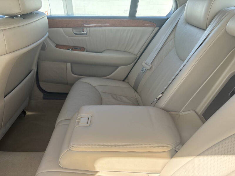 2005 Lexus LS 430