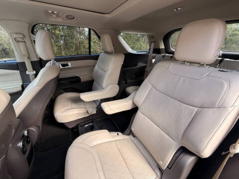 2020 Ford Explorer Platinum