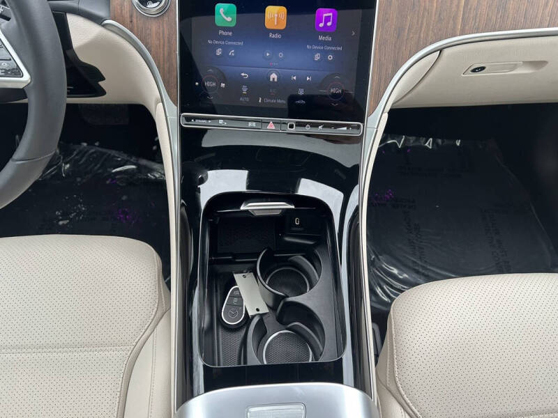 2025 Mercedes-Benz GLC GLC 300 4MATIC