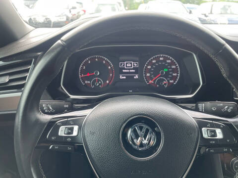 2020 Volkswagen Jetta R-Line