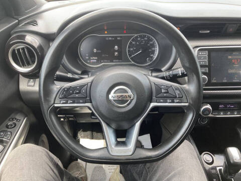 2019 Nissan Kicks S