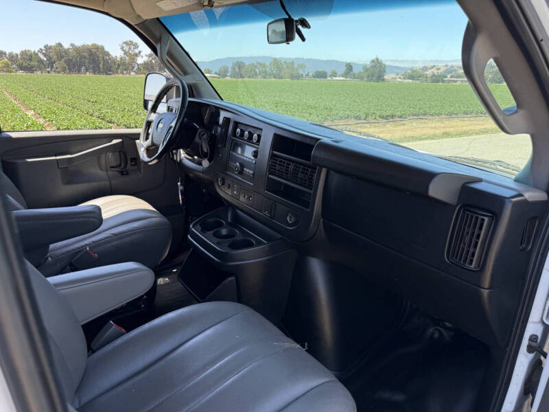 2018 Chevrolet Express 2500