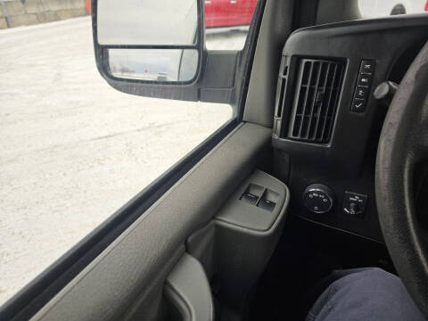 2017 Chevrolet Express 2500