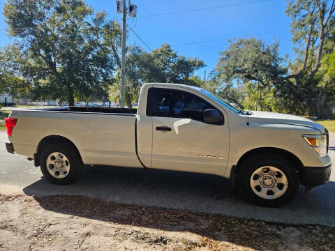 2017 Nissan Titan SV