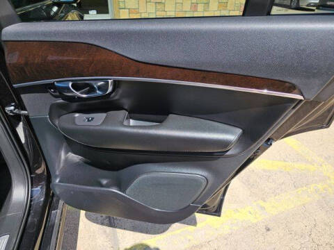 2019 Volvo XC90 T5 Momentum