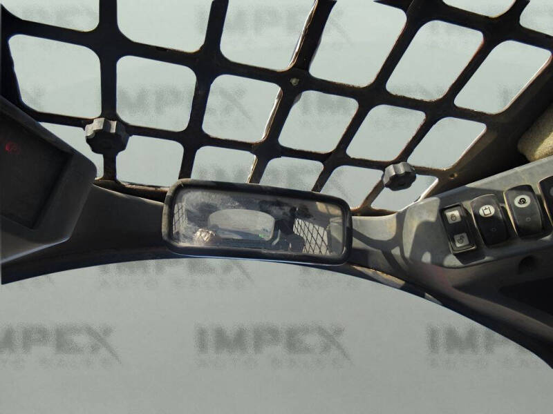 2010 John Deere 323D