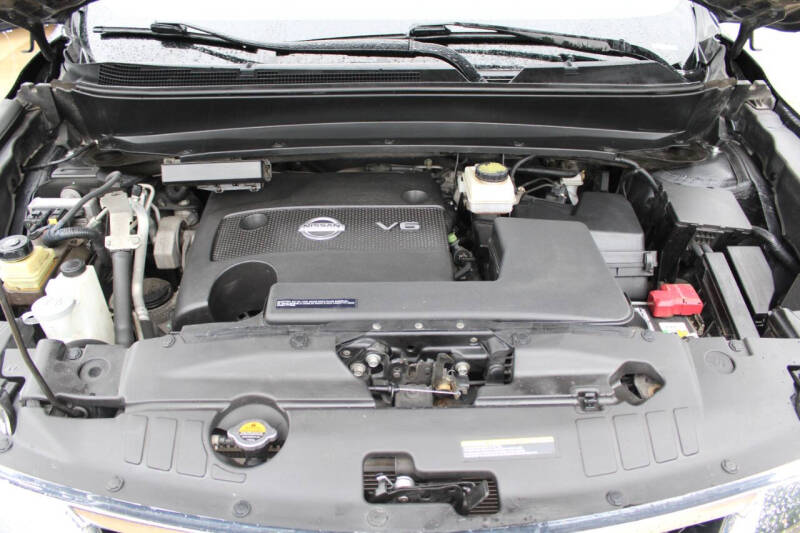 2013 Nissan Pathfinder SL