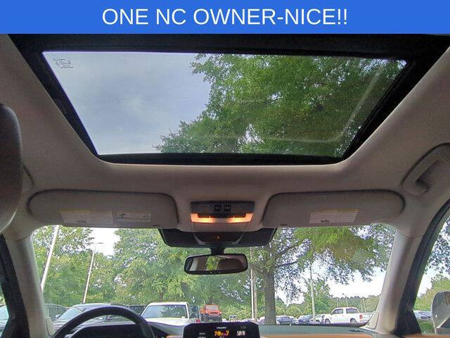 2022 Nissan Pathfinder Platinum