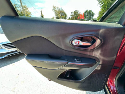 2016 Jeep Cherokee Latitude Altitude