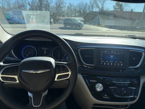 2019 Chrysler Pacifica Touring Plus