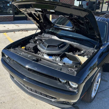 2016 Dodge Challenger R/T Shaker