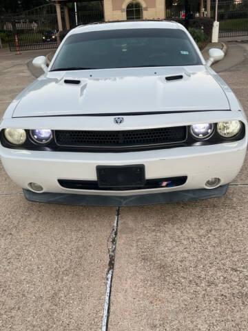 2013 Dodge Challenger SXT