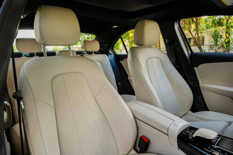 2019 Mercedes-Benz A-Class A 220 4MATIC