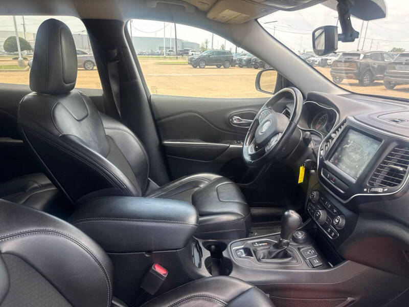 2020 Jeep Cherokee Latitude