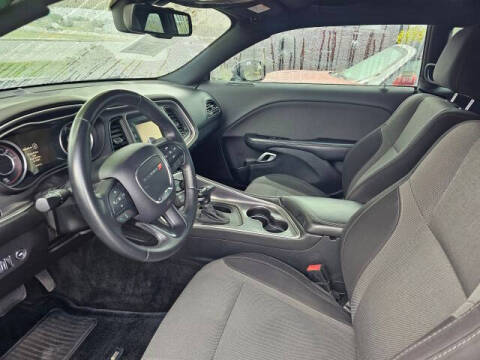 2015 Dodge Challenger SXT