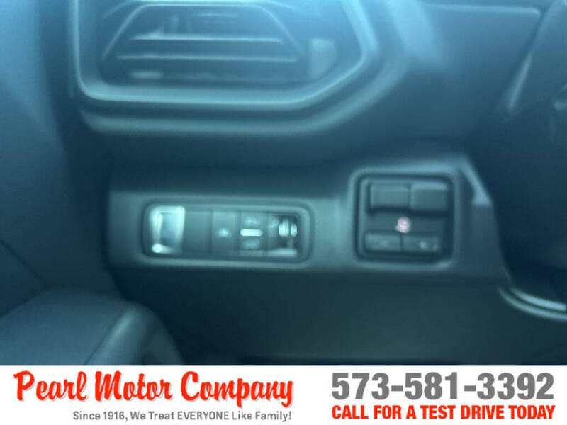 2025 Chevrolet Silverado EV LT