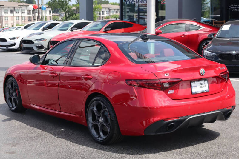 2022 Alfa Romeo Giulia Veloce