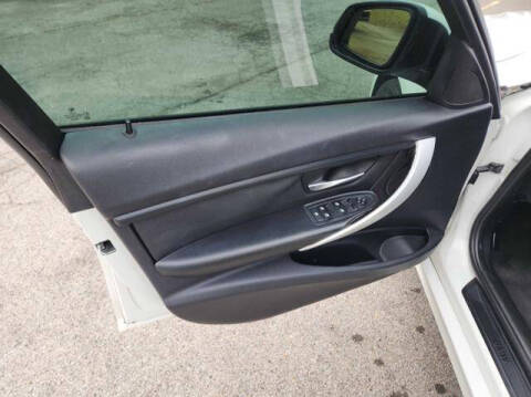 2013 BMW 3 Series 328i