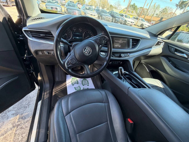 2019 Buick Enclave Essence