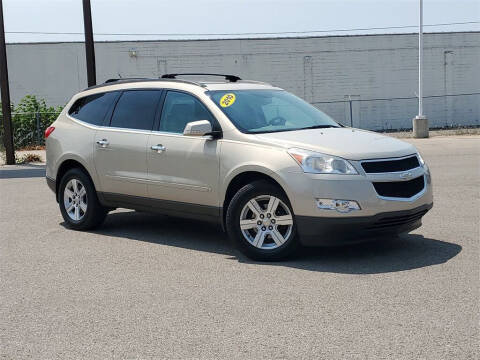 2010 Chevrolet Traverse for sale at Betten Baker Preowned Center in Twin Lake MI