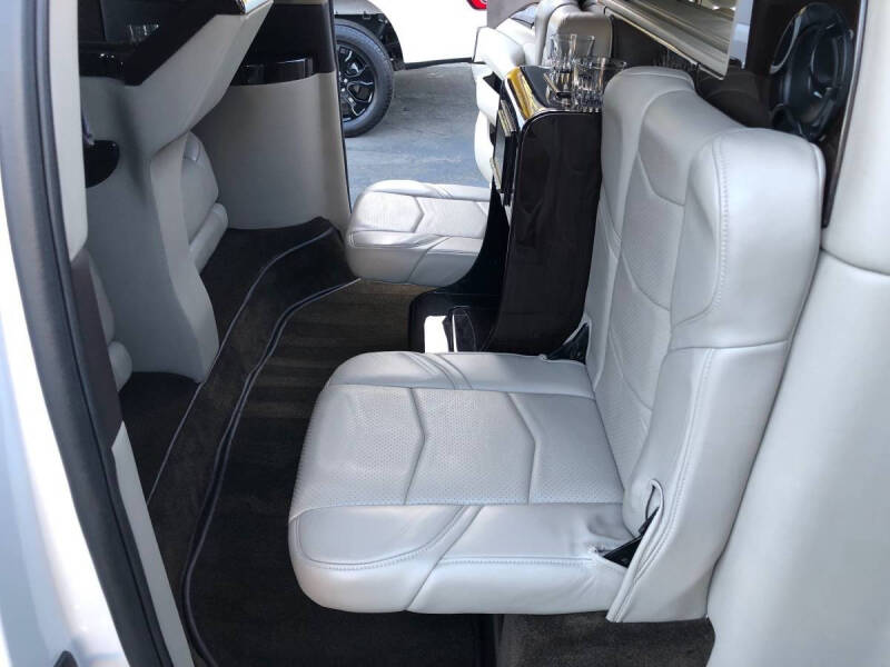2016 Cadillac Escalade ESV Standard