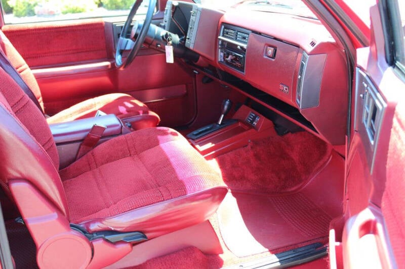 1989 Chevrolet Blazer null photo 14