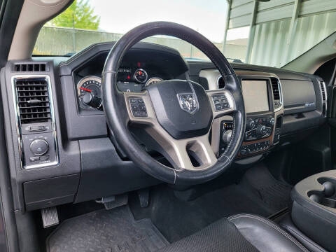 2017 RAM 1500 Laramie