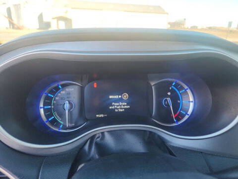 2017 Chrysler Pacifica Hybrid Touring Plus