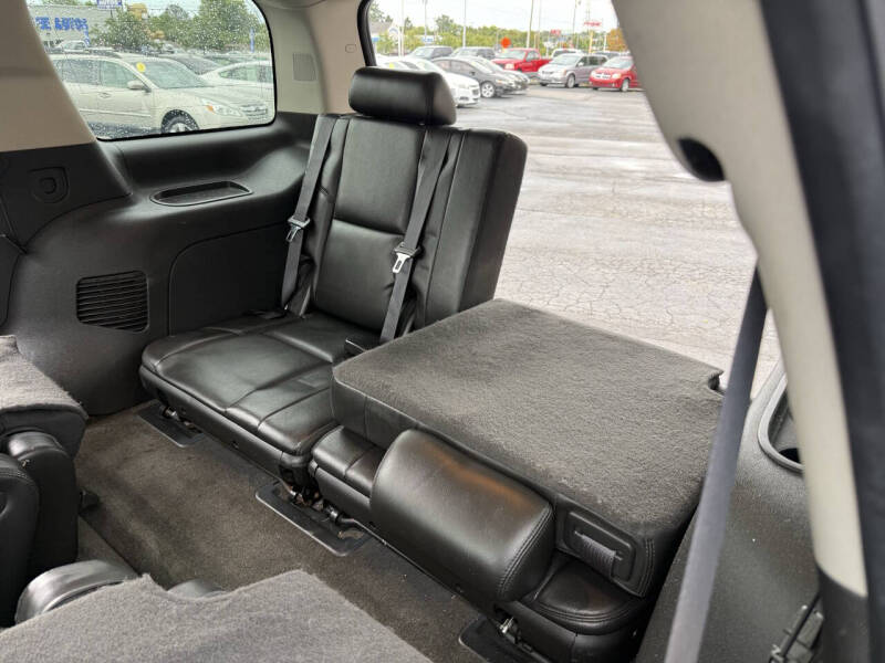 2010 Cadillac Escalade Luxury