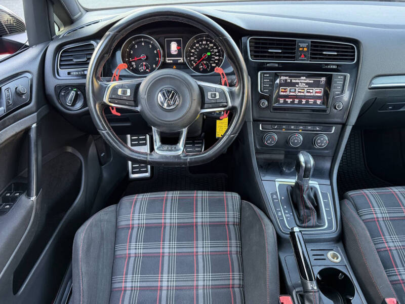 2015 Volkswagen Golf GTI S