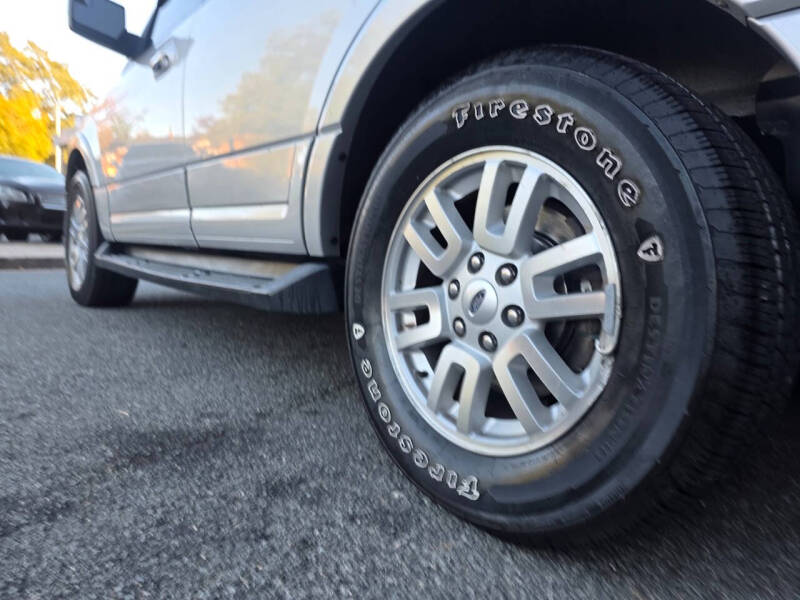 2012 Ford Expedition XLT