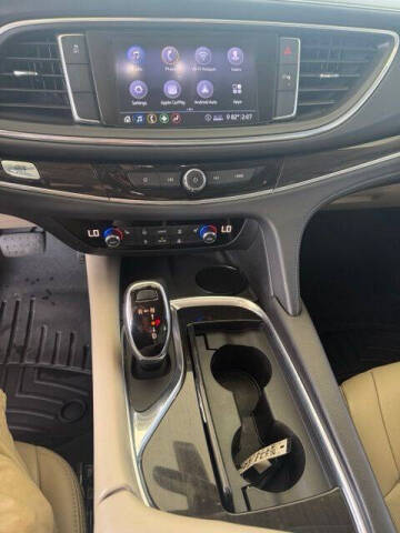 2020 Buick Enclave Essence