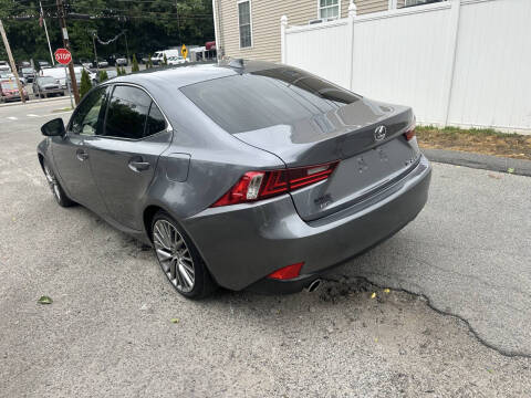 2015 Lexus IS 250 Crafted Line