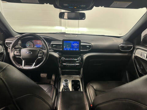 2022 Ford Explorer ST-Line