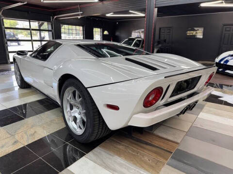 2005 Ford GT