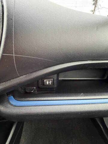 2013 Toyota Prius c One