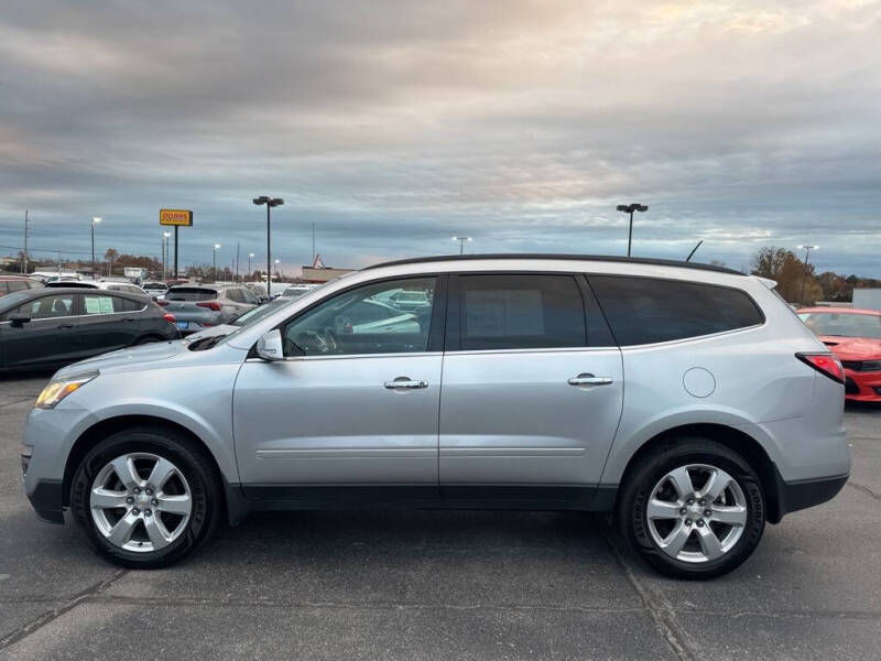 2017 Chevrolet Traverse LT